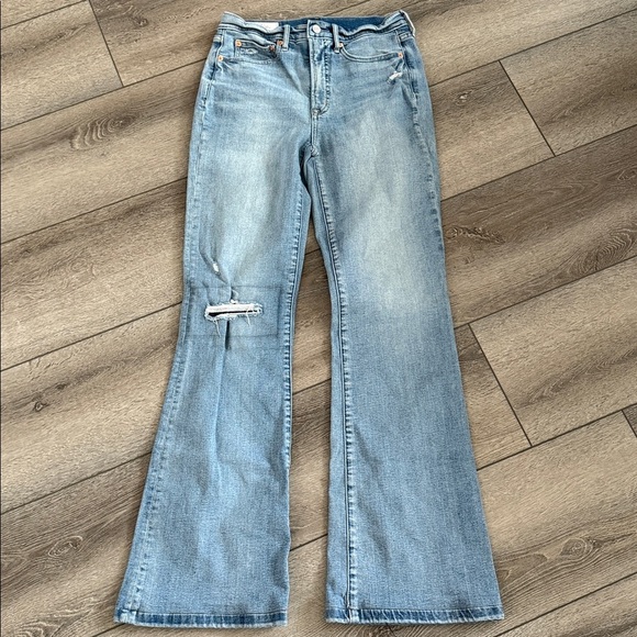 Gap High Rise '70s Flare Jeans size 26 tall - Picture 2 of 6